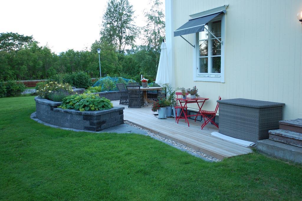 Brunnsgarden Bed & Breakfast Skellefteå Buitenkant foto