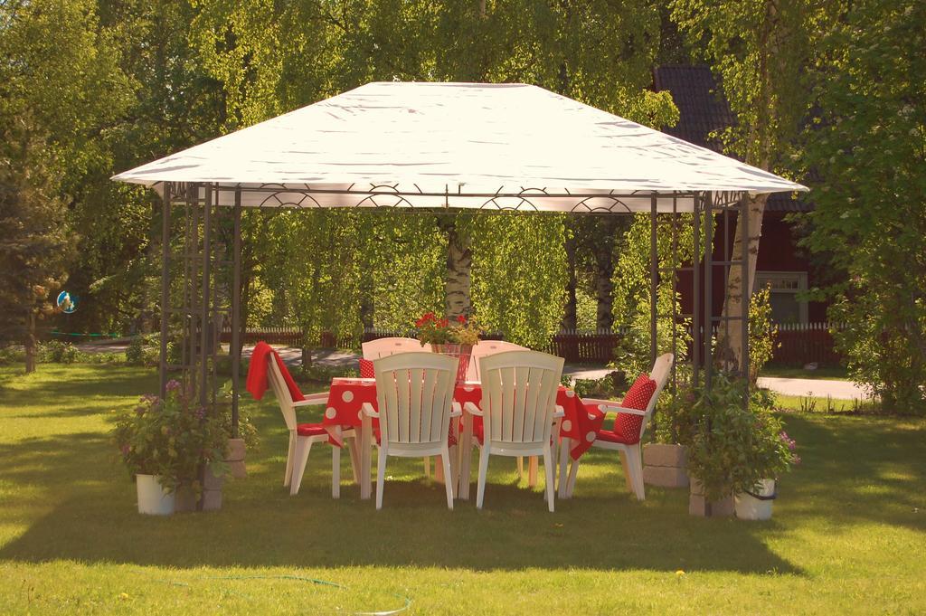 Brunnsgarden Bed & Breakfast Skellefteå Buitenkant foto