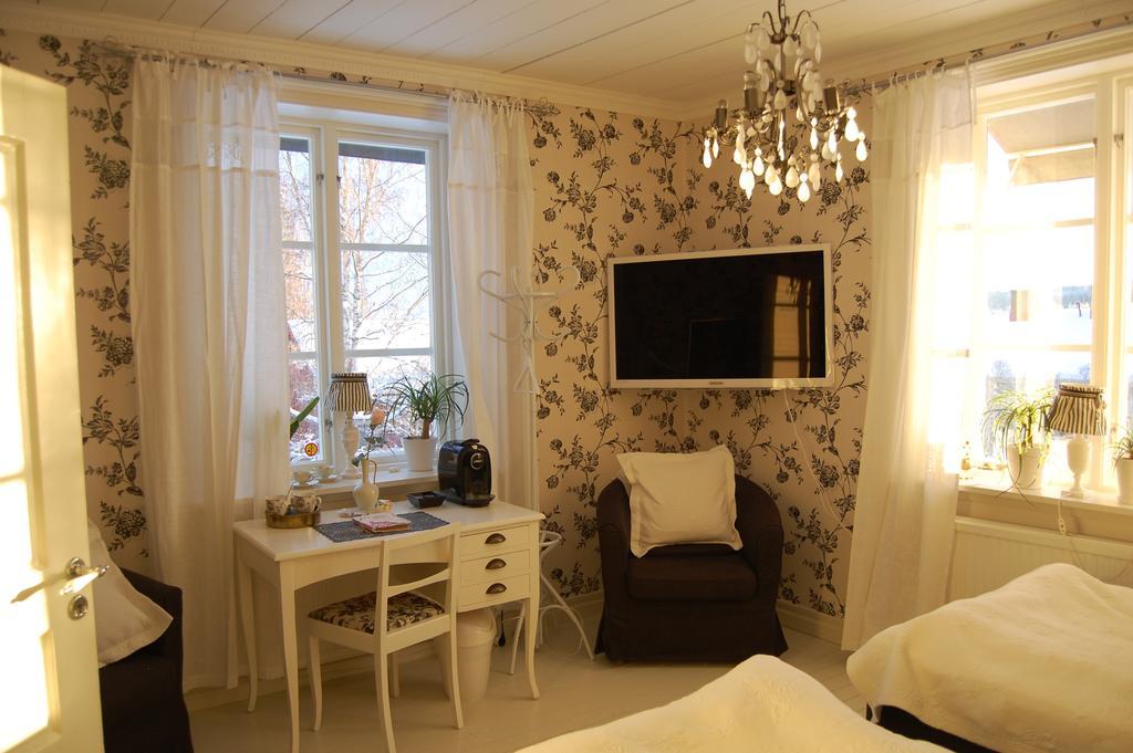 Brunnsgarden Bed & Breakfast Skellefteå Kamer foto